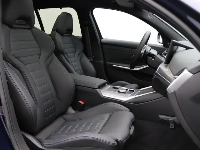 BMW 3 Serie Touring 320e 2025 Hybride Benzine 38