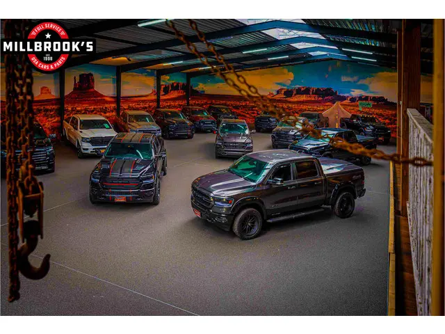 Dodge Ram 1500 5.7 V8 Limited 2024 LPG/Gas 47