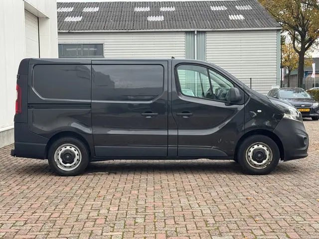 Opel Vivaro 1.6 CDTI L1H1 Edition EcoFlex 2017 Diesel 4