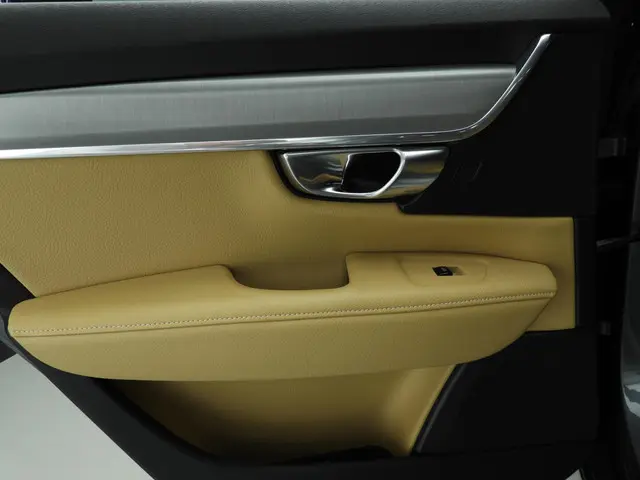 Volvo V90 2.0 T5 Momentum 2017 Benzine 17