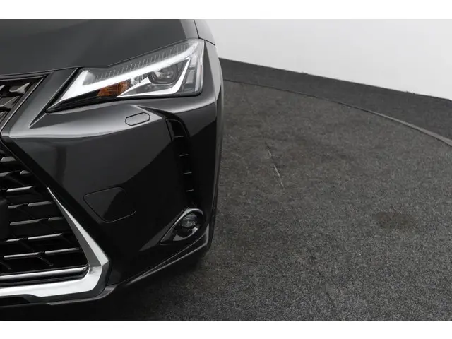 Lexus UX 300e Business 54 kWh 2020 Elektrisch 33