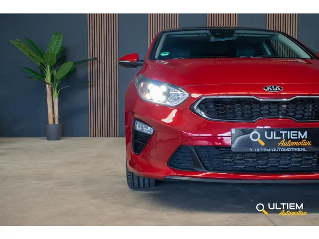 Kia Ceed 1.0 T-GDi ExecutiveLine 2019 Benzine 19