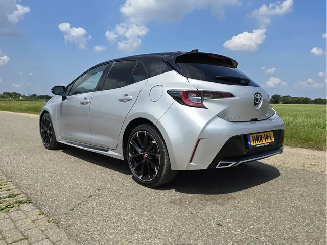 Toyota Corolla 1.8 Hybrid GR-Sport 2022 Hybride Benzine 3