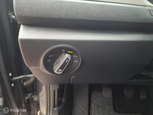 Volkswagen T-Roc 1.0 TSI Style Business 2021 Benzine 15