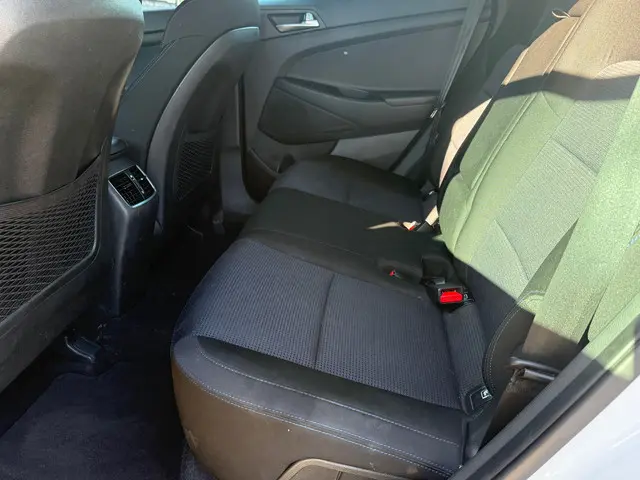 Hyundai Tucson 1.6 GDi Anniversary Edition 2017 Benzine 13