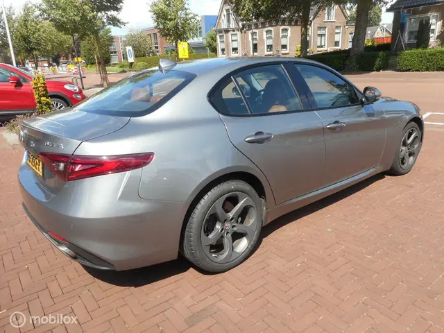 Alfa Romeo Giulia 3