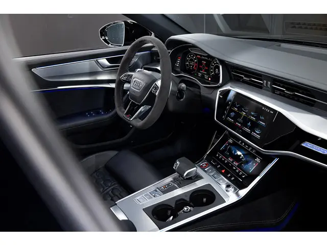 Audi RS6 Avant TFSI quattro 2022 Benzine 3