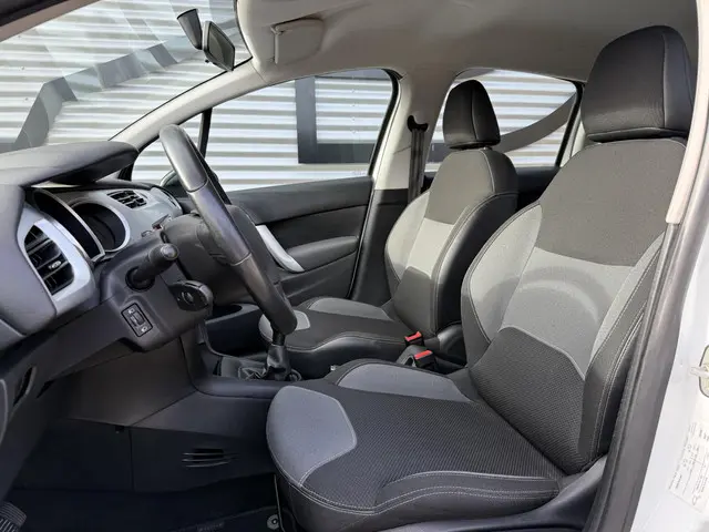 Citroën C3 1.2 VTi Collection 2013 Benzine 8
