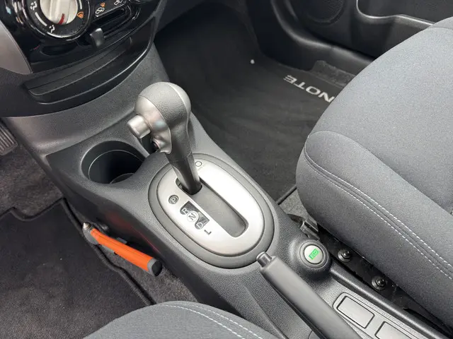 Nissan Note Automaat 1.2 DIG-S Acenta PDC 2016 Benzine 25
