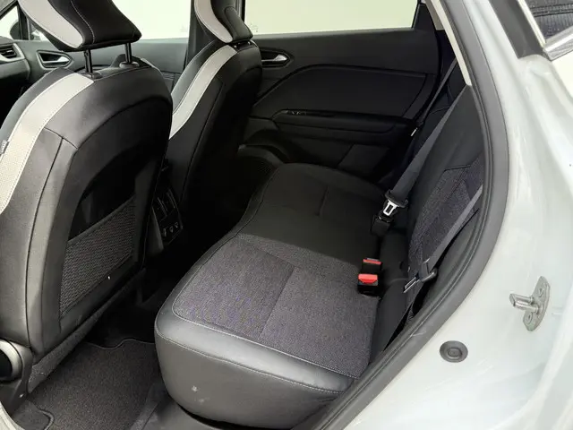 Renault Captur 1.0 TCe 90 techno 2023 Benzine 8