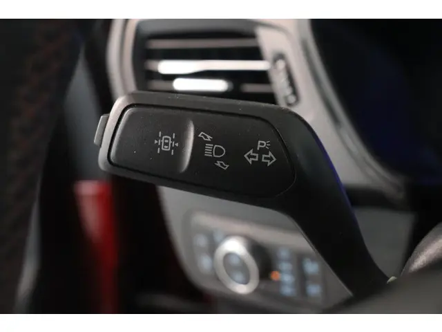 Ford Kuga 2.5 PHEV ST-Line 2020 Hybride Benzine 19