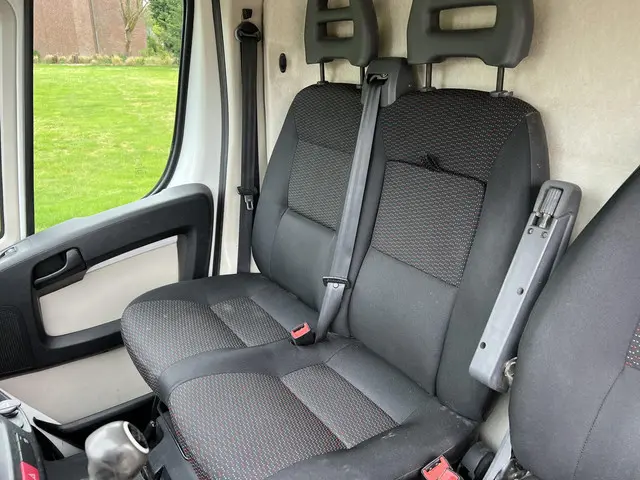 Peugeot Boxer 328 2.2 HDI L1H1 XR Profit+ 2015 Diesel 15