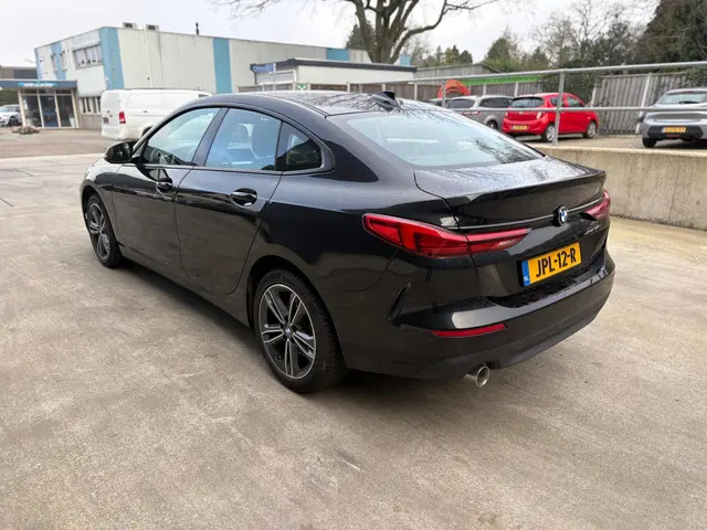 BMW 2 Serie Gran Coupé High Executive 218i 2022 Benzine 4