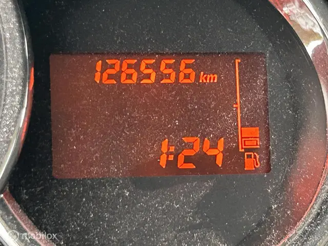 Dacia Lodgy 1.2 TCe Lauréate 5p. * AIRCO * 2014 Benzine 15