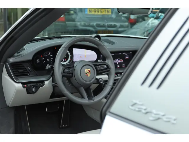 Porsche 911 Targa 4S 3.0 450 PK 992 ORIG. NL 2021 Benzine 3