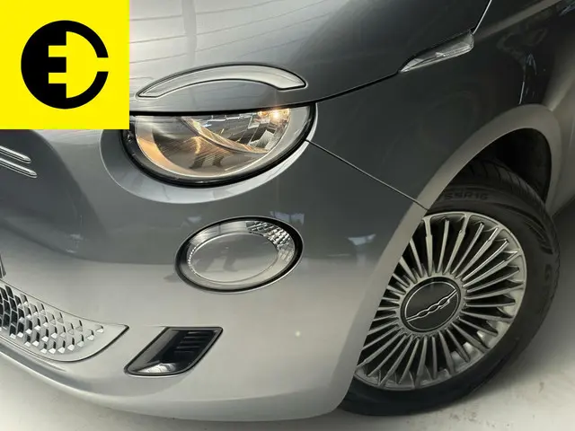 Fiat 500C Icon 42 kWh 2022 Elektrisch 2