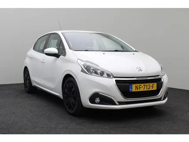 Peugeot 208 1.2 PureTech Blue Lion 2017 Benzine 19