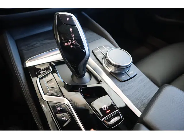 BMW 5 Serie Sedan 545e xDrive 2021 Hybride Benzine 21