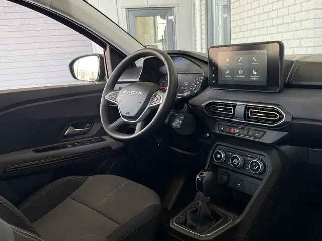 Dacia Sandero Stepway 1.0 TCe 90 Extreme 2024 Benzine 25