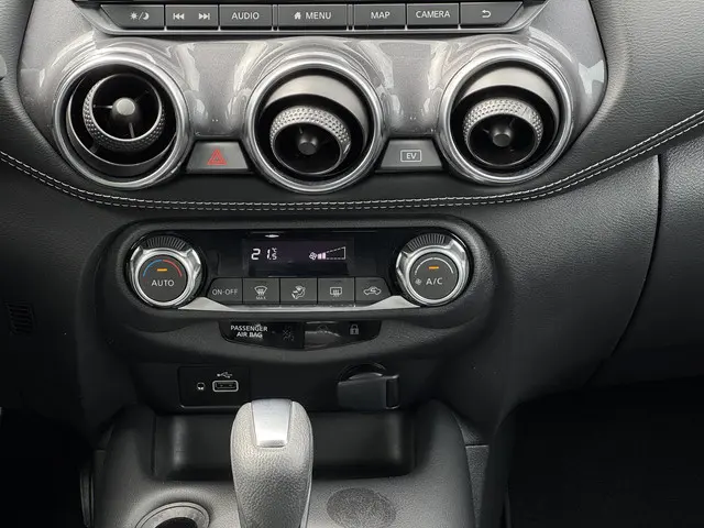 Nissan Juke 1.6 Hybrid N-Connecta 2024 Hybride Benzine 19