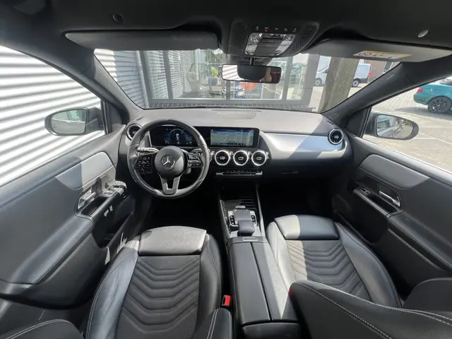 Mercedes-Benz B-Klasse 180 Advantage 2019 Benzine 2