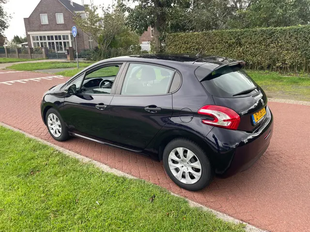 Peugeot 208 1.0 VTi Access 2014 Benzine 5