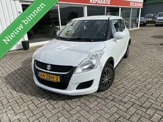 Suzuki Swift 1.2 Bandit EASSS 2012 Benzine