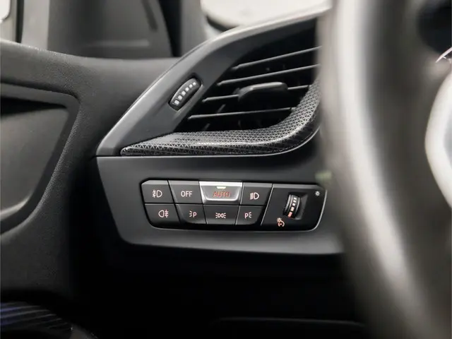 BMW 1 Serie 118i M Sport 2022 Benzine 24
