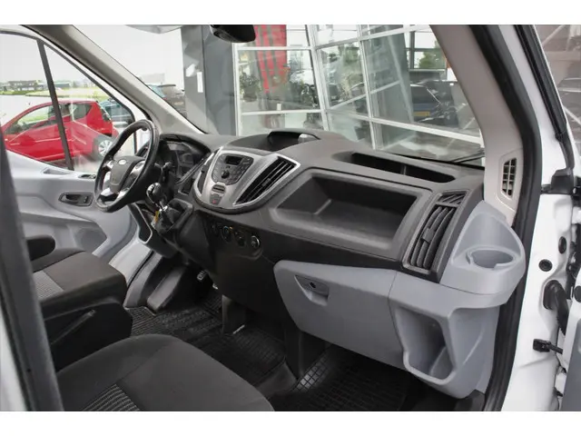 Ford Transit 330 2.0 TDCIL3H2DCTr 2017 Diesel 16