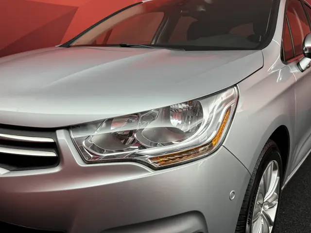 Citroën C4 1.2 PureTech Exclusive 2014 Benzine 22