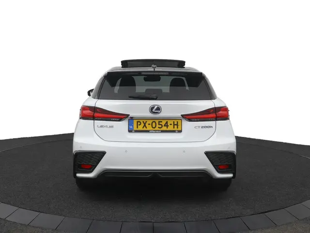 Lexus CT 200h F Sport Line 2017 Hybride Benzine 55