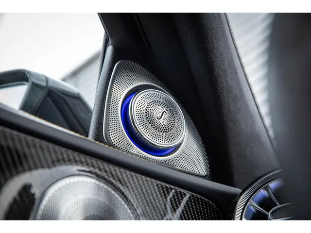 Mercedes-Benz E-Klasse AMG 63 S 4MATIC+ 2017 Benzine 22