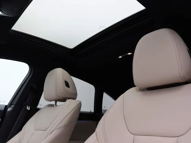BMW i4 eDrive35 M SportPakket Pro 2024 Elektrisch 14