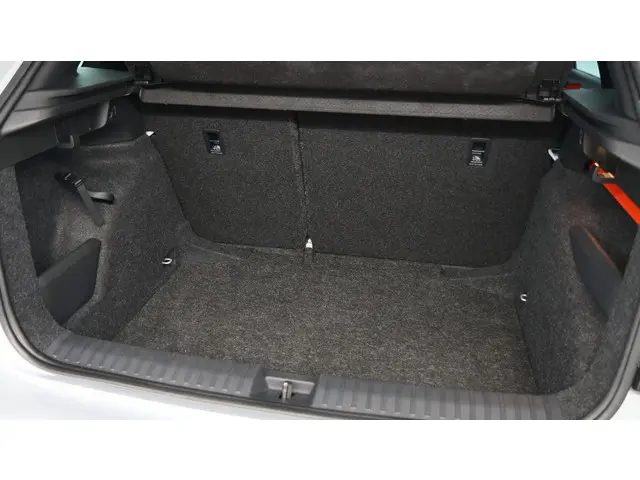 Škoda Kamiq 1.0 TSI 115pk Sport Business 2021 Benzine 37