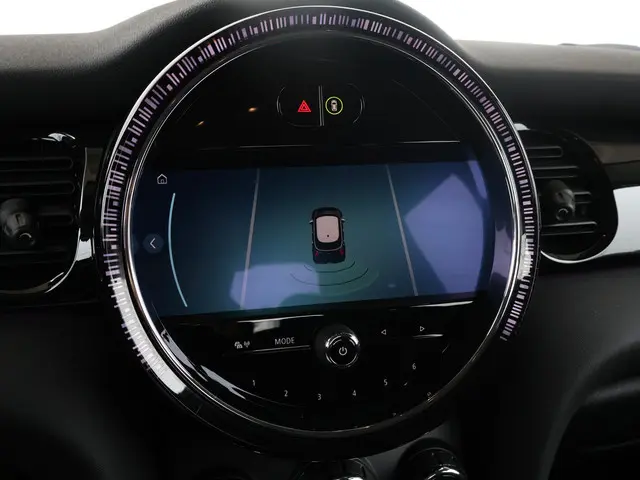 MINI Cooper Mini 1.5 Camden Edition 2023 Benzine 32