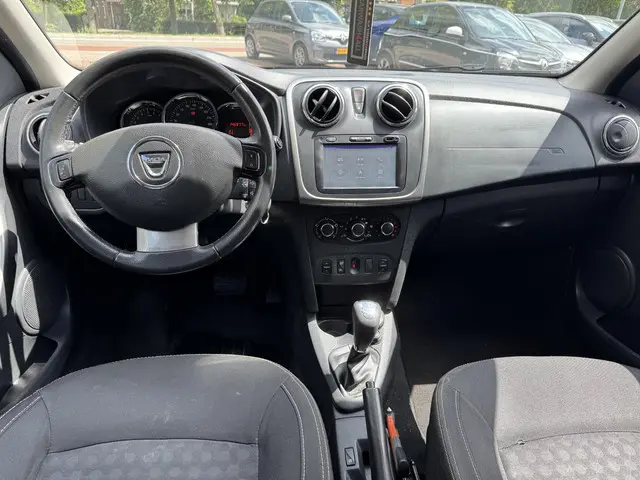 Dacia Sandero 0.9 TCe SL Royaal 2016 Benzine 11
