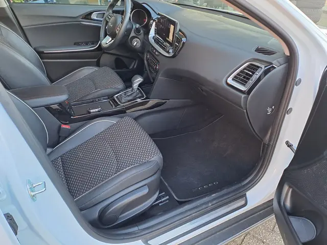 Kia XCeed 1.5 T-GDi GT-Line NIEUWSTAAT 2024 Benzine 22