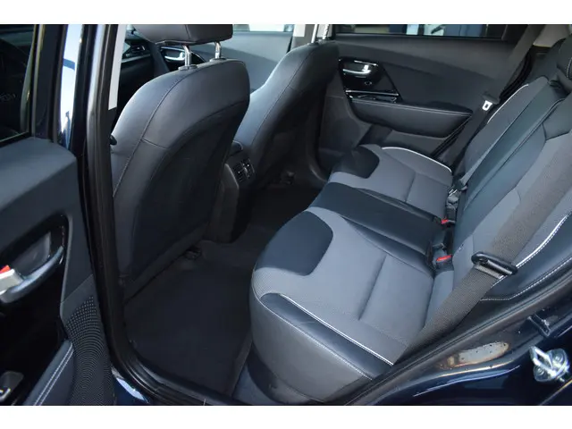 Kia e-Niro DynamicPlusLine 64kWh 3-Fase 2021 Elektrisch 5