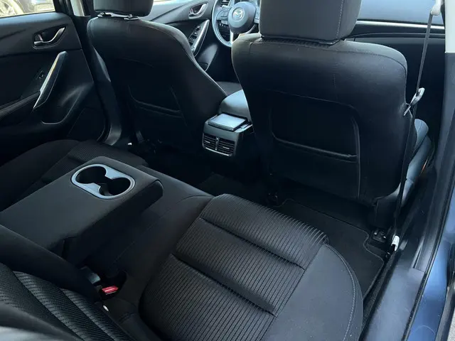 Mazda 6 2.0 TS | Dealer onderhouden | NAP | 2013 Benzine 8