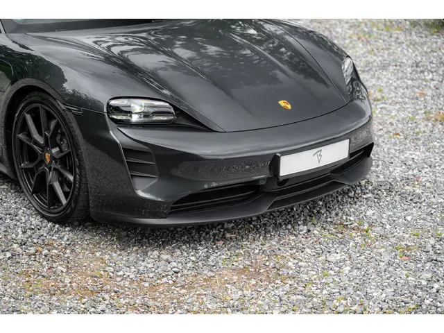 Porsche Taycan Sport Turismo GTS 2023 Elektrisch 27
