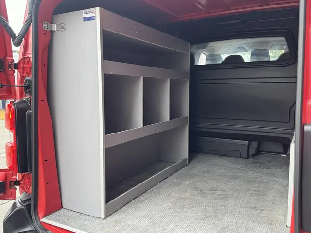 Toyota ProAce Worker 2.0 D-4D Live DC 2022 Diesel 18