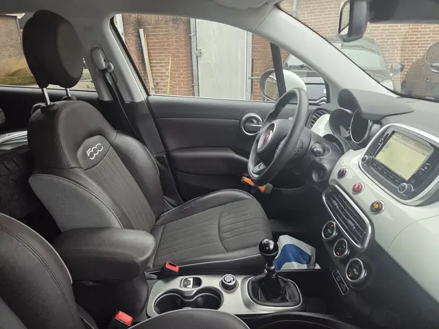 Fiat 500X 1.4 T M-Air Lounge Camera Navi 2015 Benzine 2