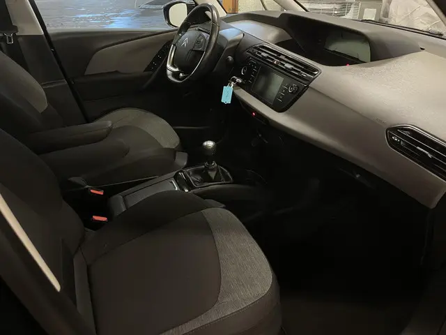 Citroën C4 Picasso 1.2 PureTech Selection 2017 Benzine 15
