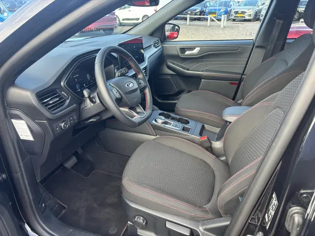 Ford Kuga 2.5 PHEV ST-Line 2025 Hybride Benzine 14