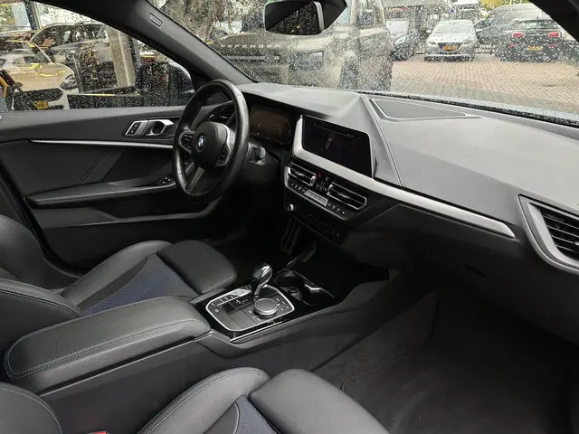 BMW 1 Serie 120d High Executive 2020 Diesel 17