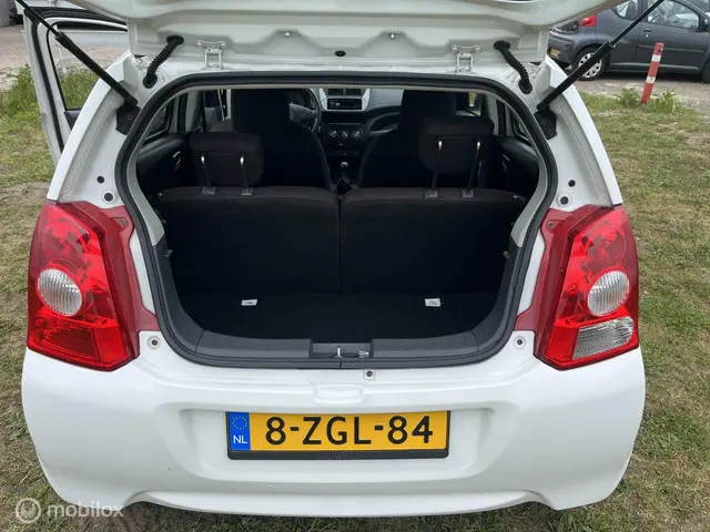 Suzuki Alto 1.0 Celebration EASSS 2015 Benzine 5