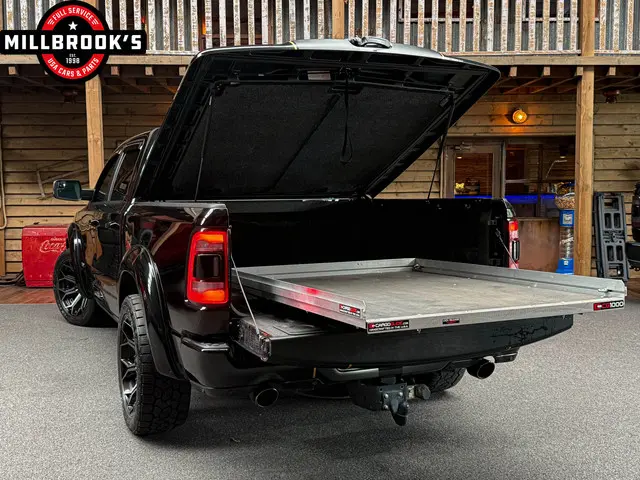 Dodge Ram 1500 5.7 V8 Limited 2022 LPG/Gas 8