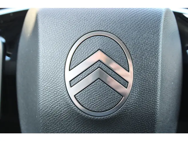 Citroën C3 1.2 Turbo PLUS 2025 Benzine 19