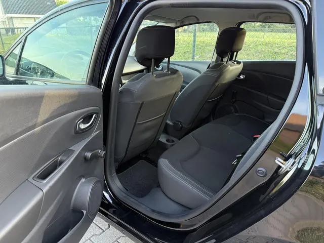 Renault Clio Estate 1.5 dCi Ecoleader Zen 2017 Diesel 18