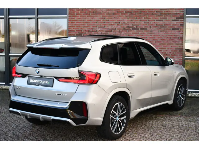 BMW X1 xDrive25e M-Sport 2024 Hybride Benzine 32